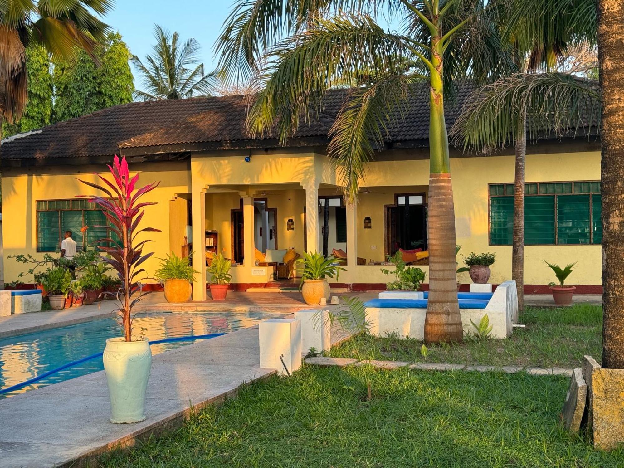 Sawa Sawa Beach House Msambweni 外观 照片